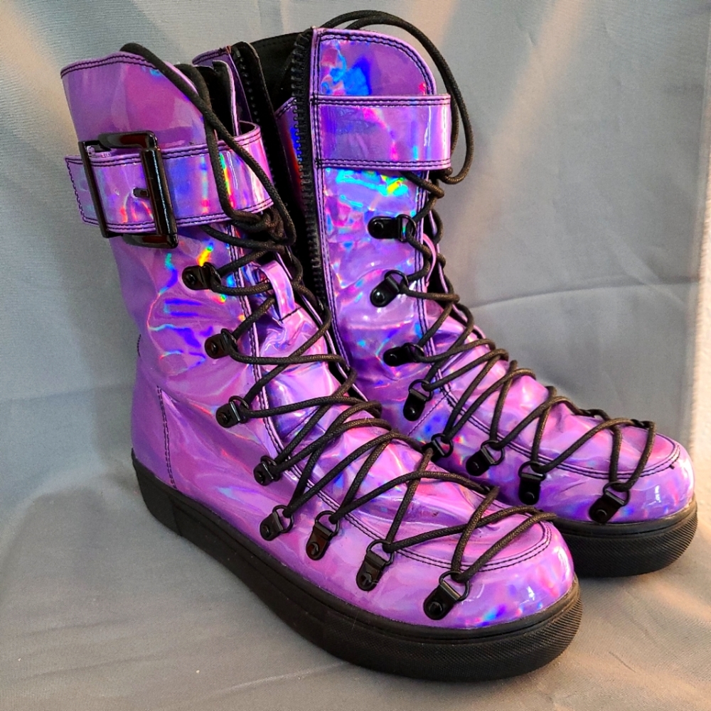 Strange Cult Holographic Purple Strangler Boots size 11